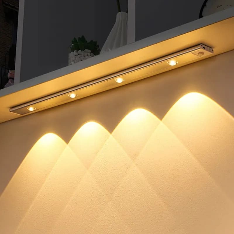 Luminária de LED Magnética com Sensor de Movimento Polihousi 1